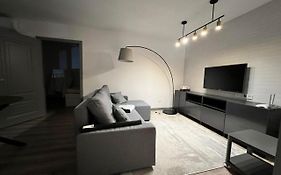 Luxe On Gogol Street